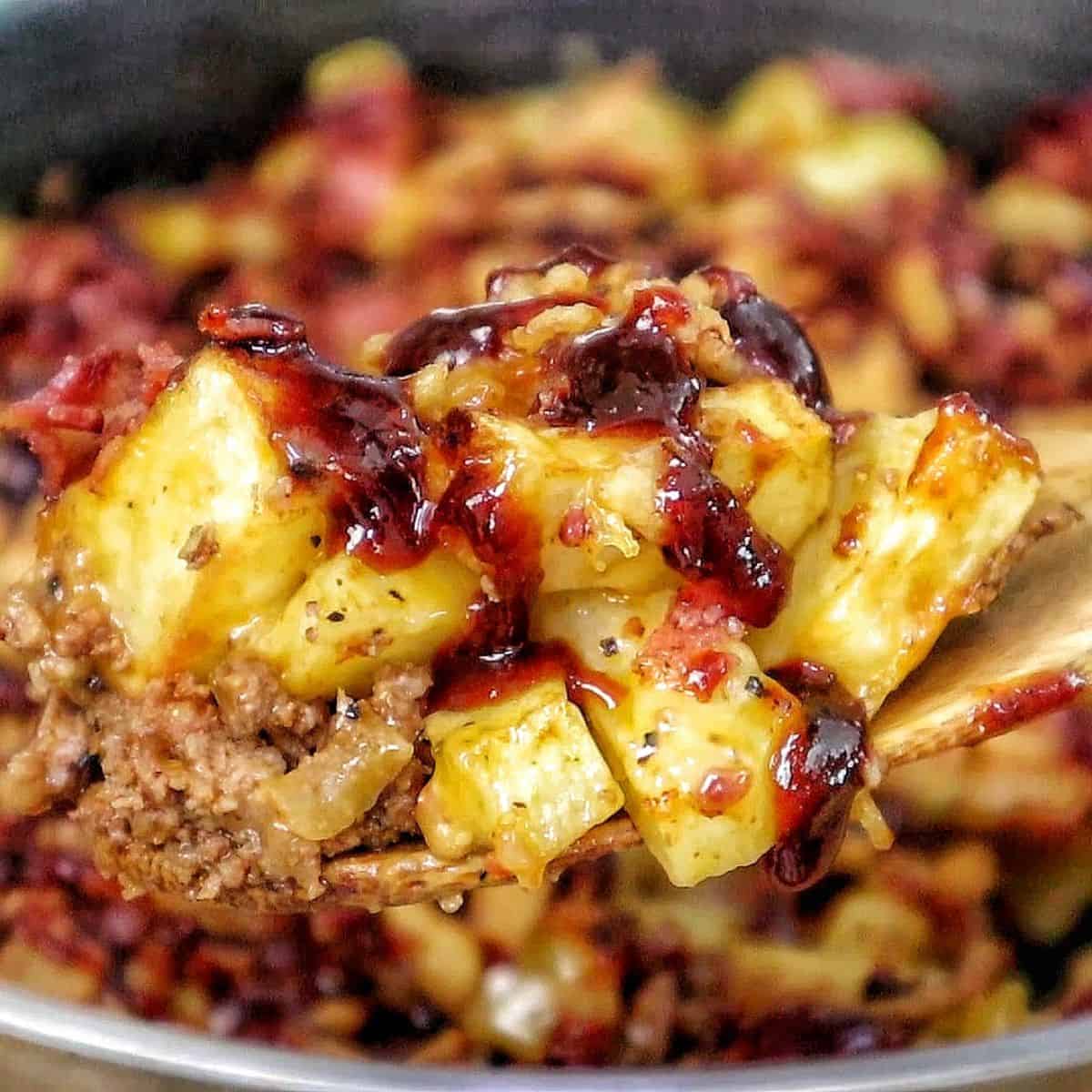 BBQ Cheeseburger Potato Skillet